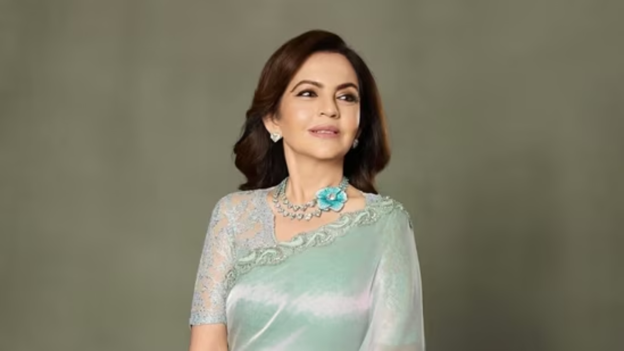 Nita Ambani’s Jade Green Sari: A Masterclass in Monochrome