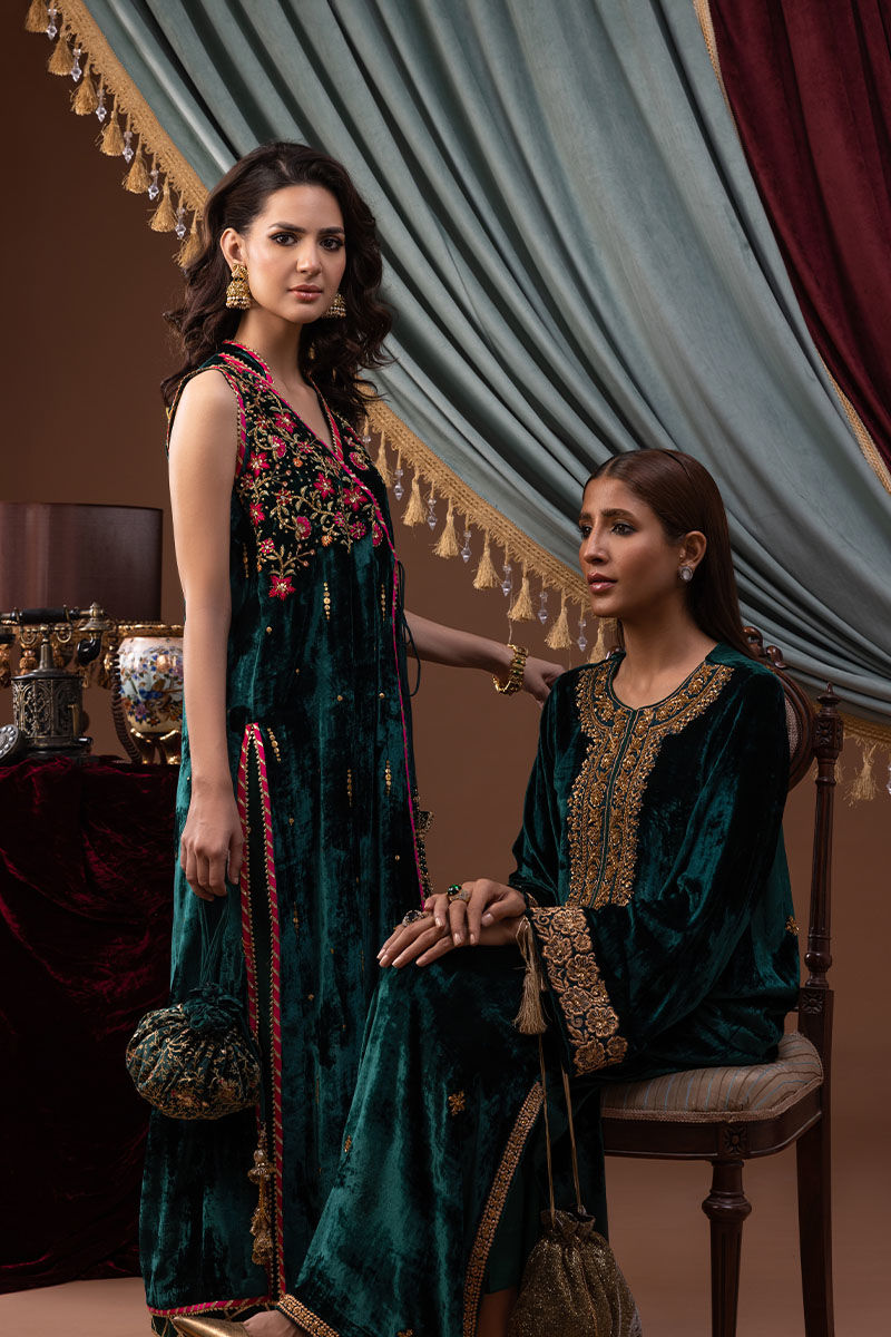 Ansab Jahangir | Bow Velvet Edit | FELICIA