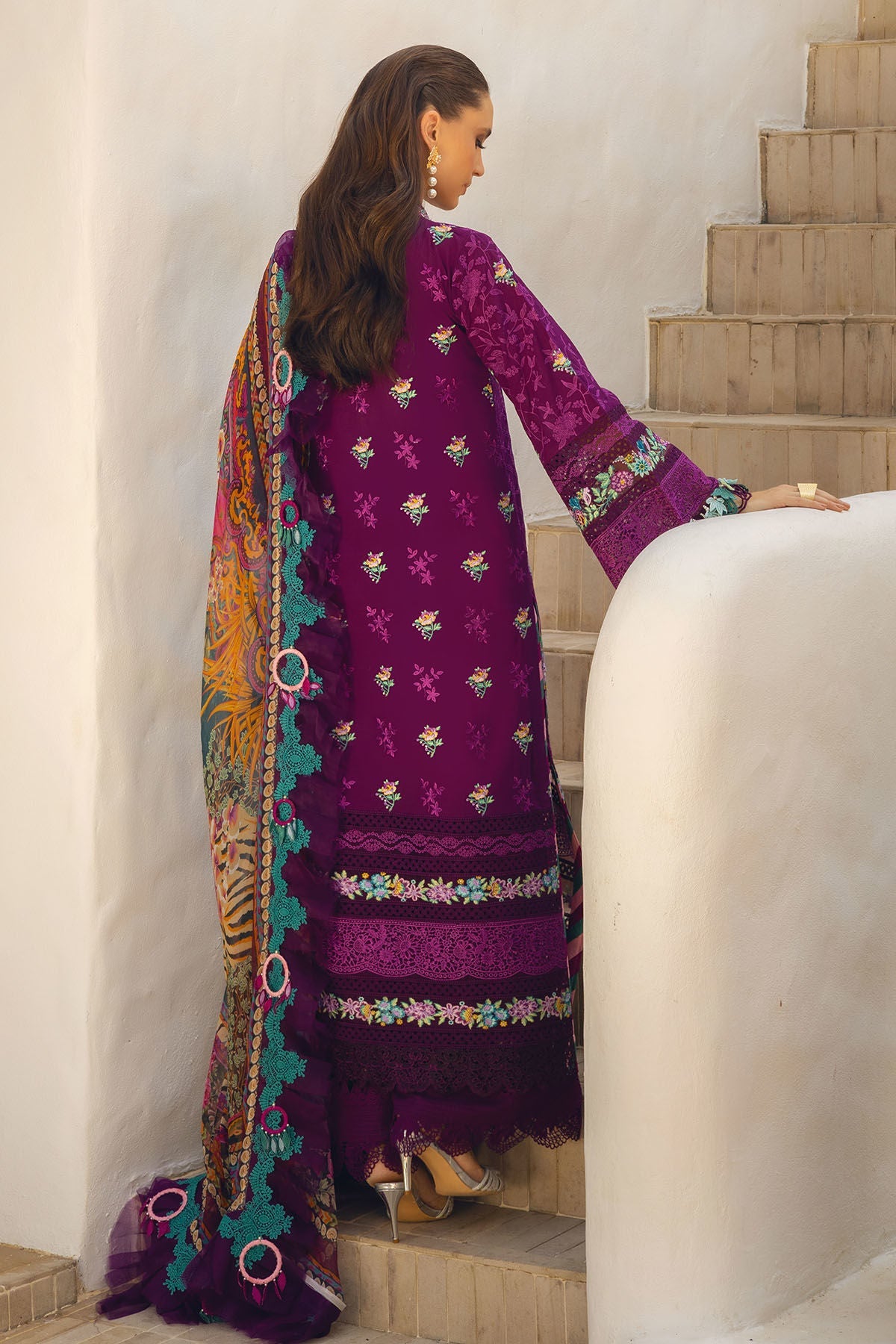Annus Abrar | Neroli Luxury Lawn | Zoila