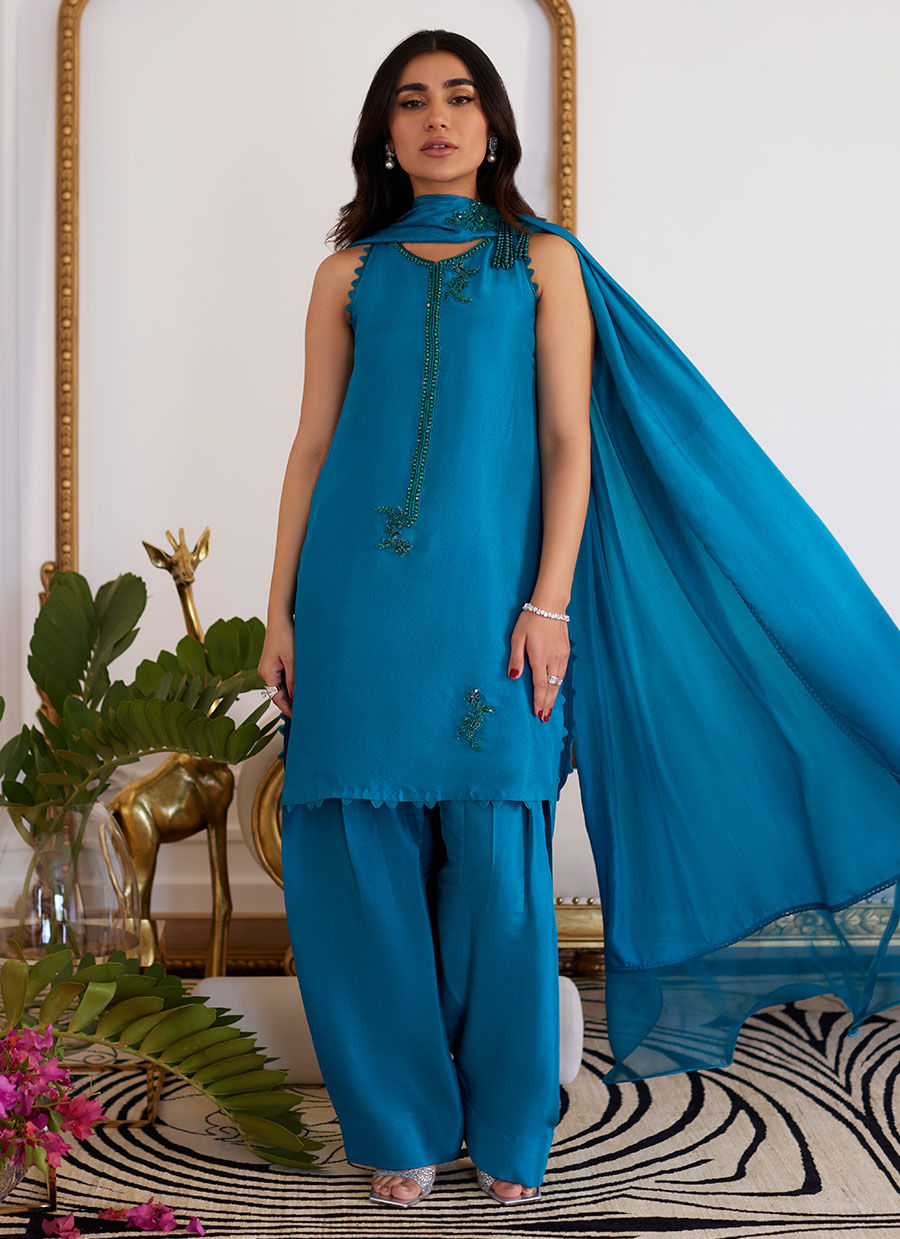 Farah Talib Aziz | Luna Eid Collection 24 | LILOU