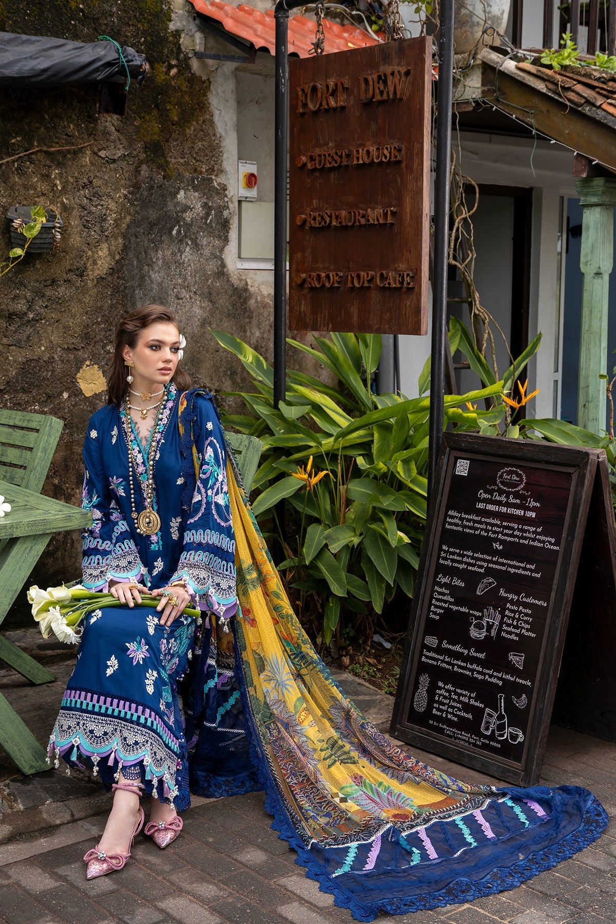 Annus Abrar | Neroli Luxury Lawn | Riba