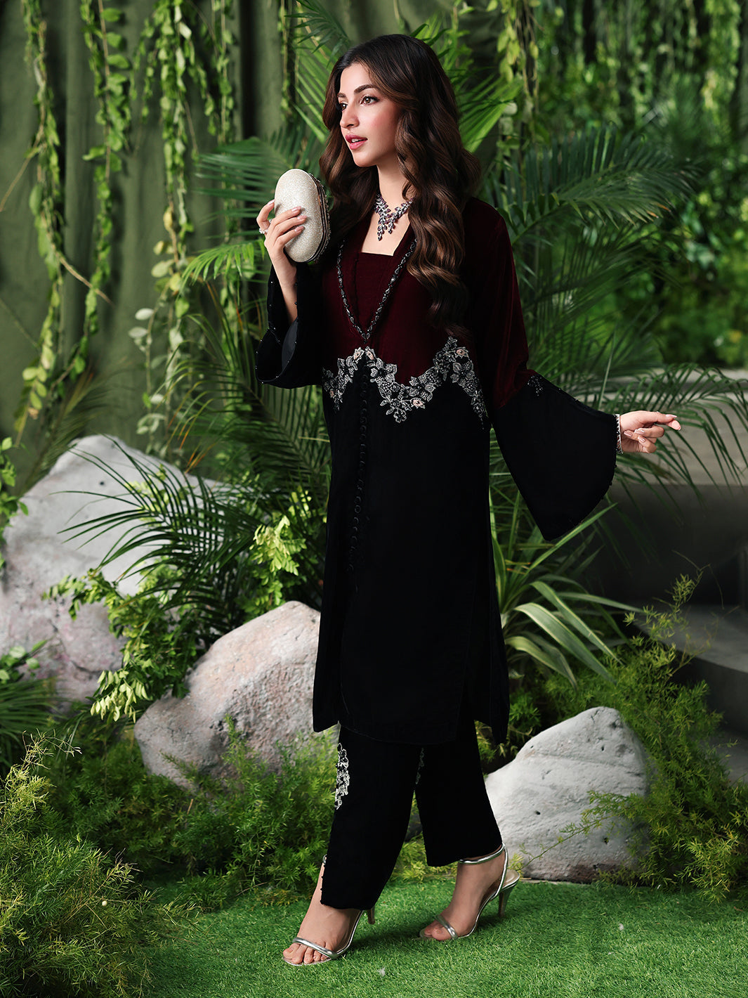 Ain | Twilight The Velvet Edit | AN-184
