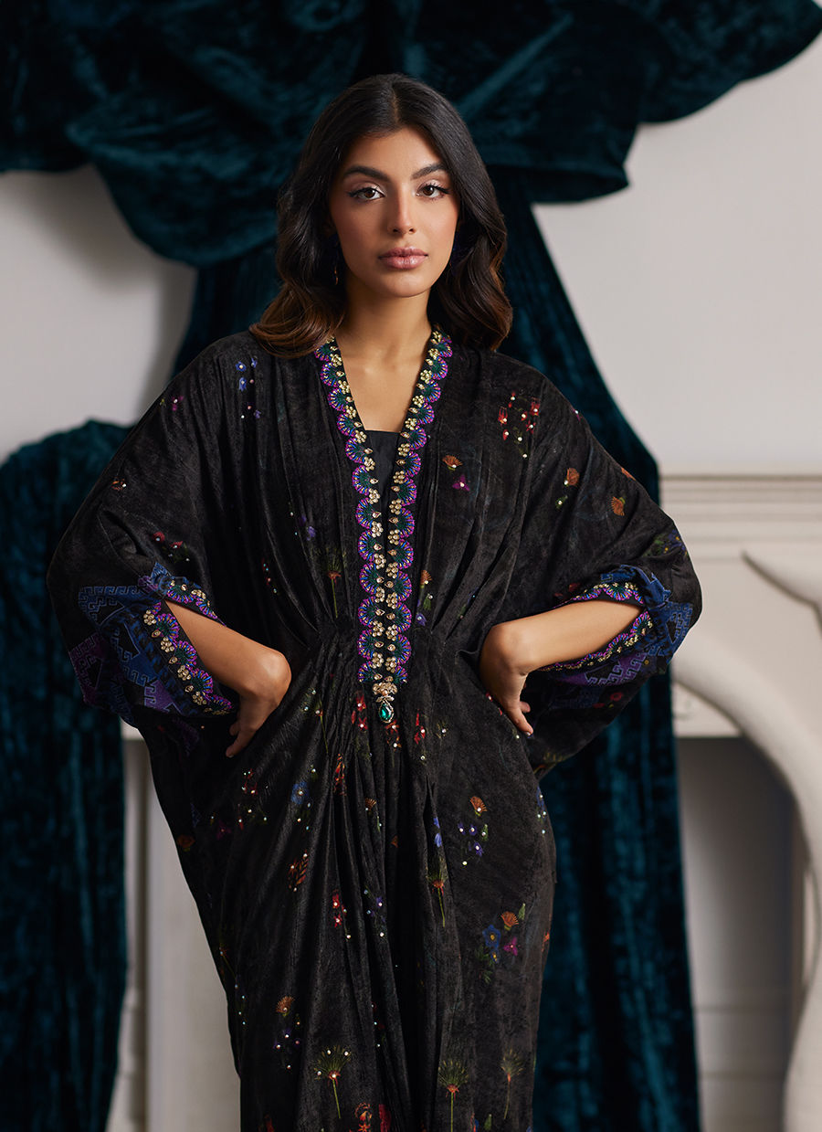 Farah Talib Aziz | Velvets The After Party | DIMA VELVET KAFTAN