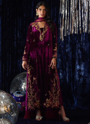 Farah Talib Aziz | Velvet Fete 4 | Arwen Magenta Shirt And Dupatta
