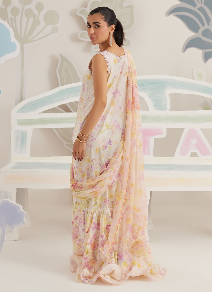 Farah Talib Aziz | Frou Frou Ramadan Edit | Airelle Bloom