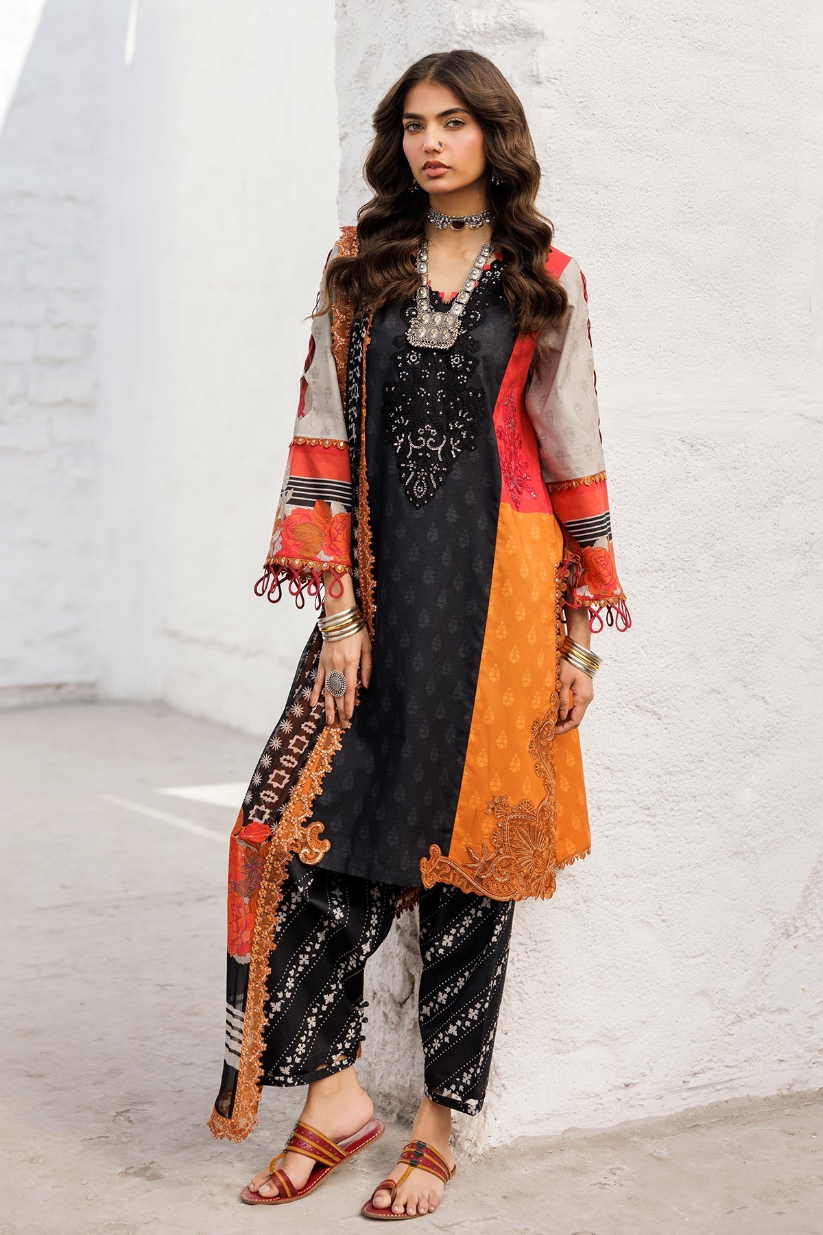Charizma | Rangoli Lawn | CRO5-01