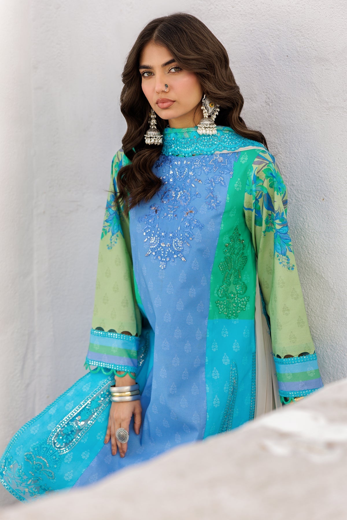 Charizma | Rangoli Lawn | CRO5-05