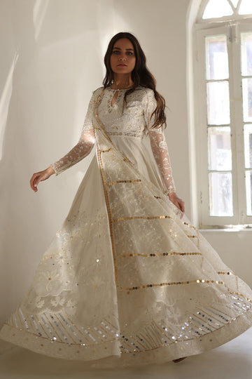 Sania Maskatiya | Cira Formals 25 | Syra