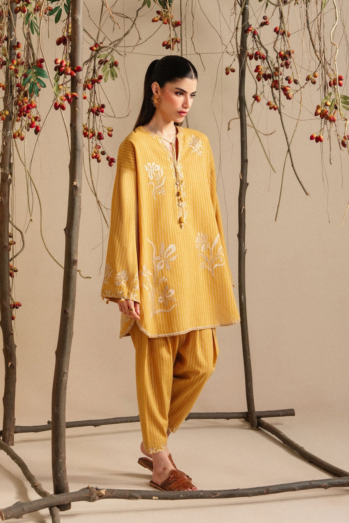 Elan | Winter Basics 25 | SOHEA (ERW-21570)