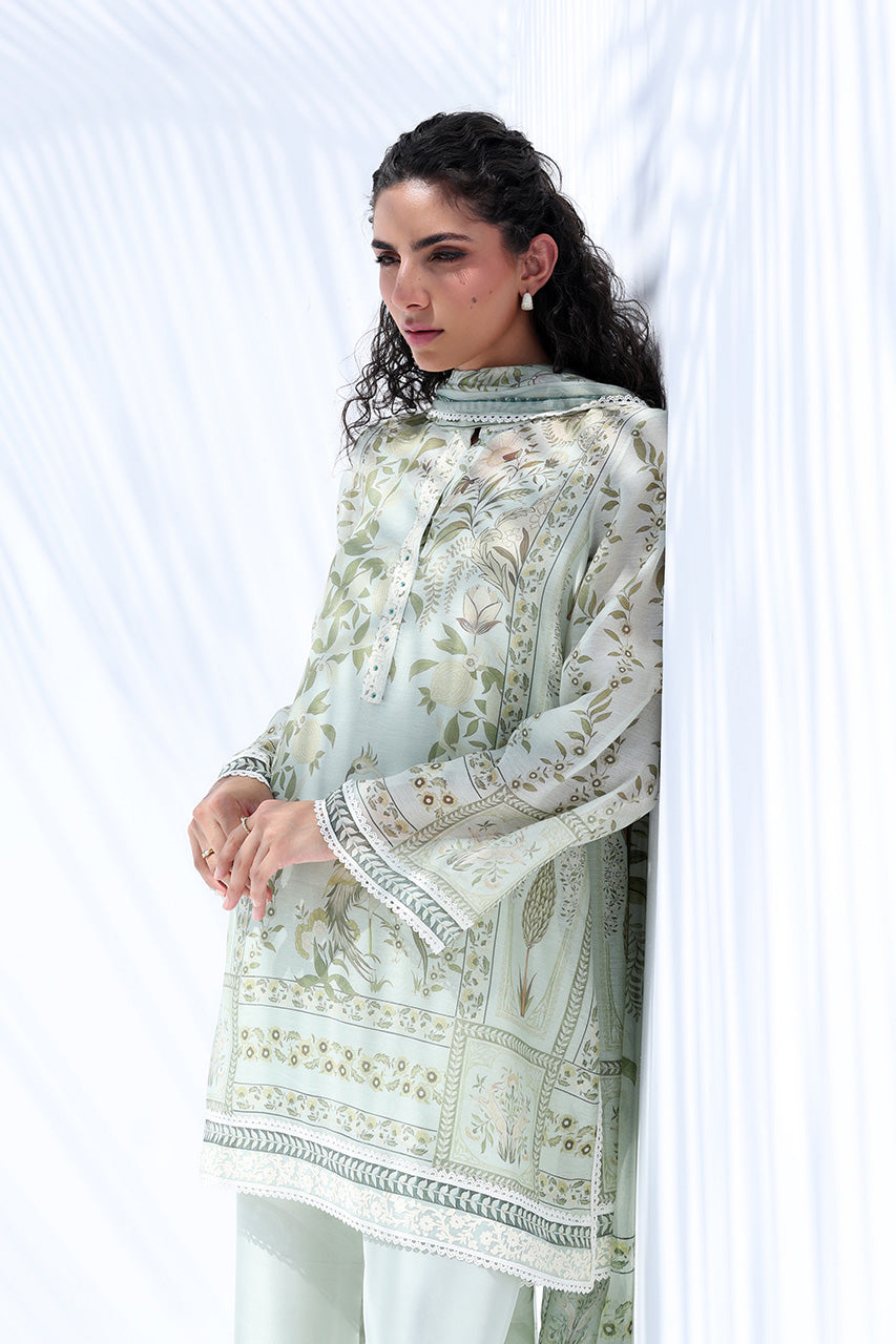 Sania Maskatiya | The Winter Edit - Luxe Pret 25 | Sola