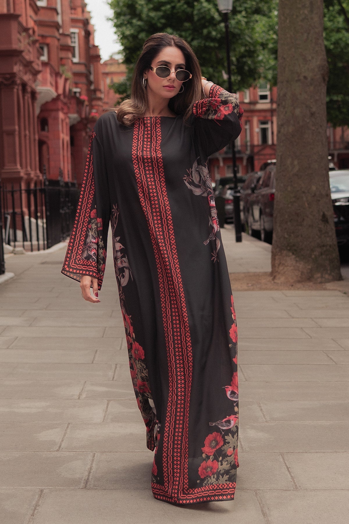 Erum Khan I Kaftan Edit I Moon Shadow