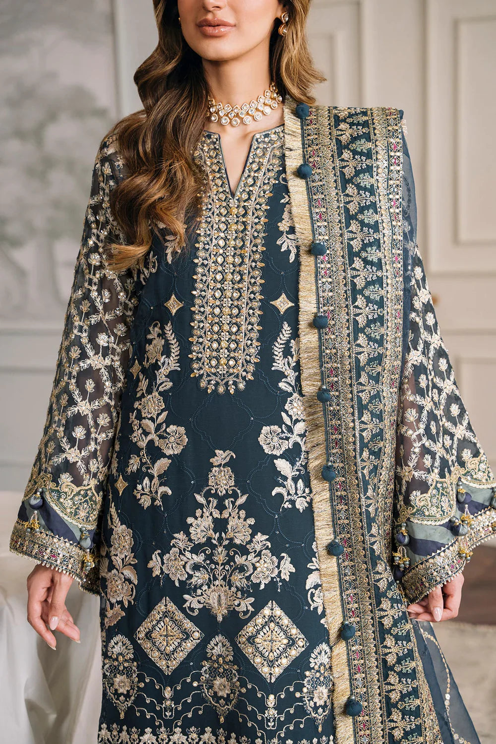 Baroque | Chantelle Embroidered Collection | CH12-01
