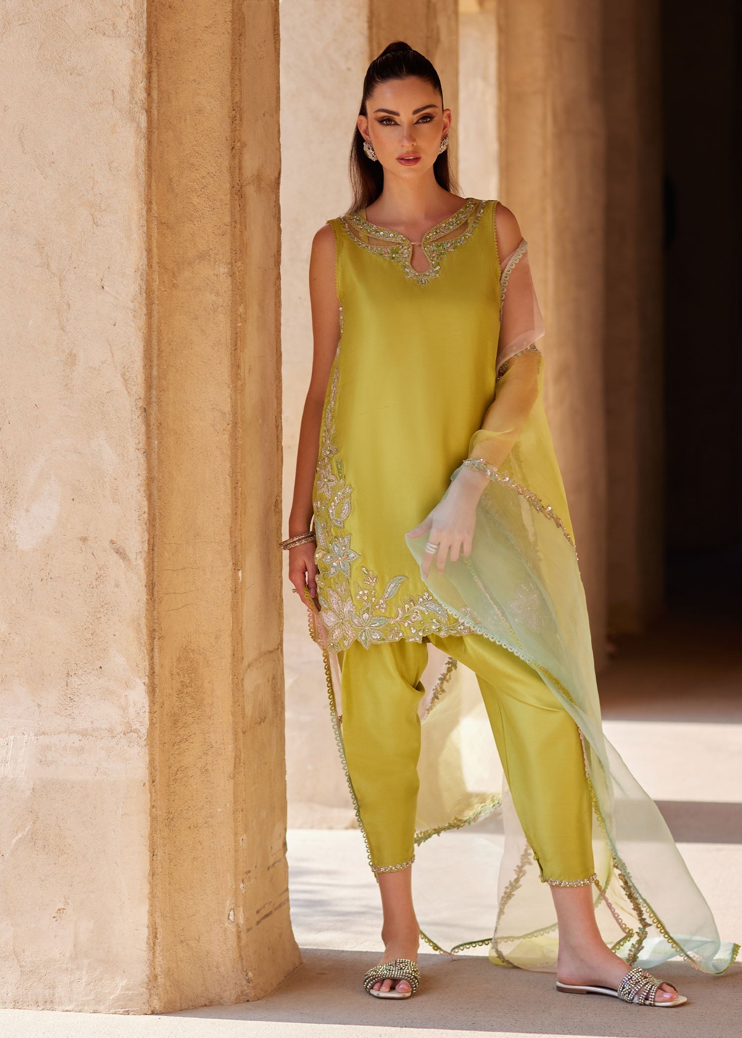Kanwal Malik | Ghina Luxury Pret | Sia