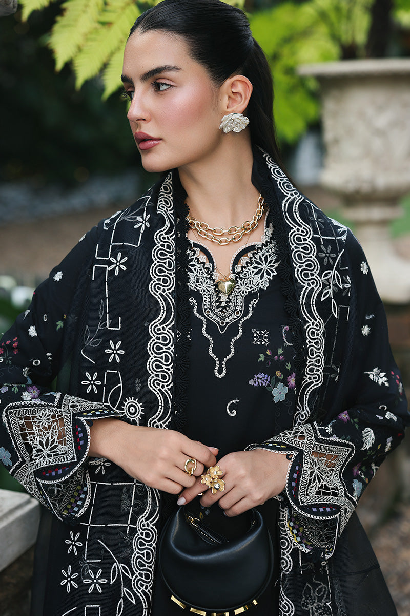 Qalamkar | Q Line Lawn Drop | RP-07 OBSIDIAN