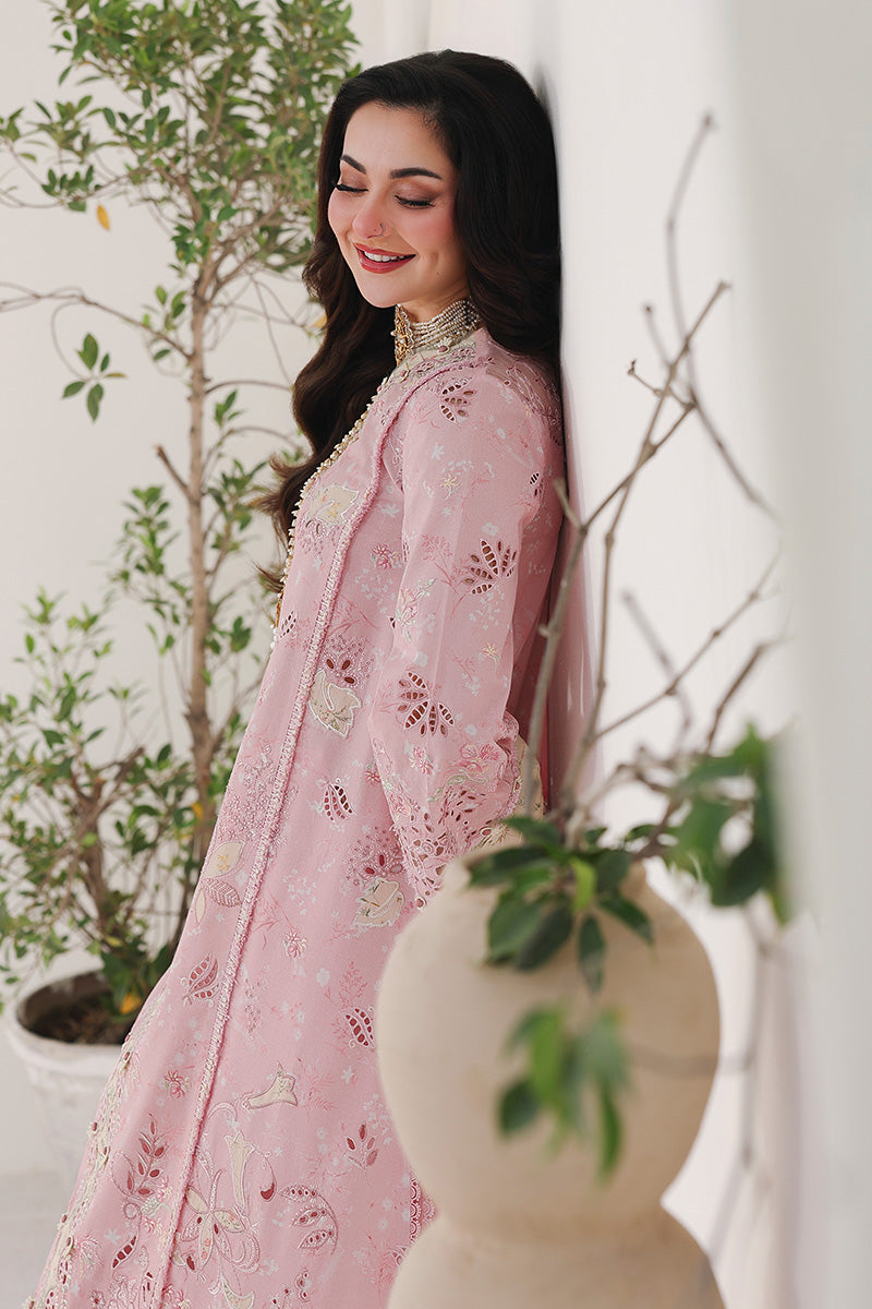 Qalamkar | Sahil Luxury Lawn 26 | SA-09 HANIYA