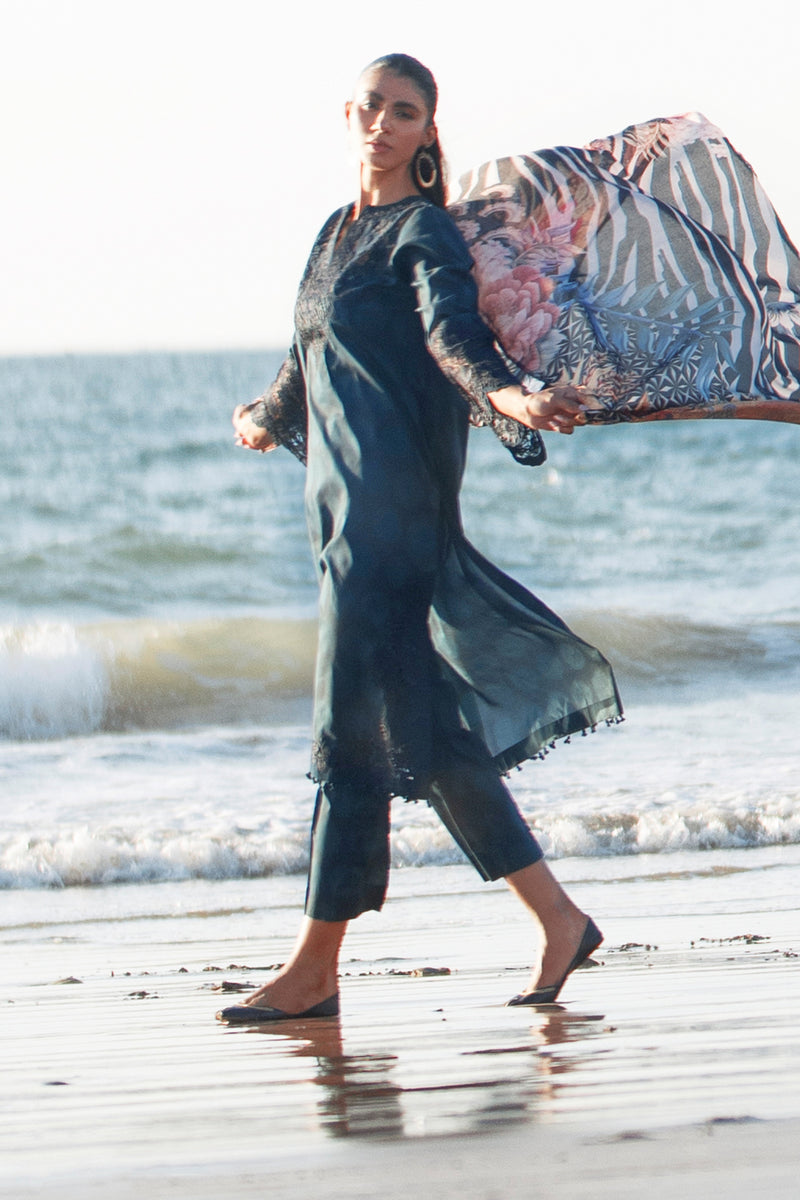 Baroque | Luxury Pret 25 | UF-4063