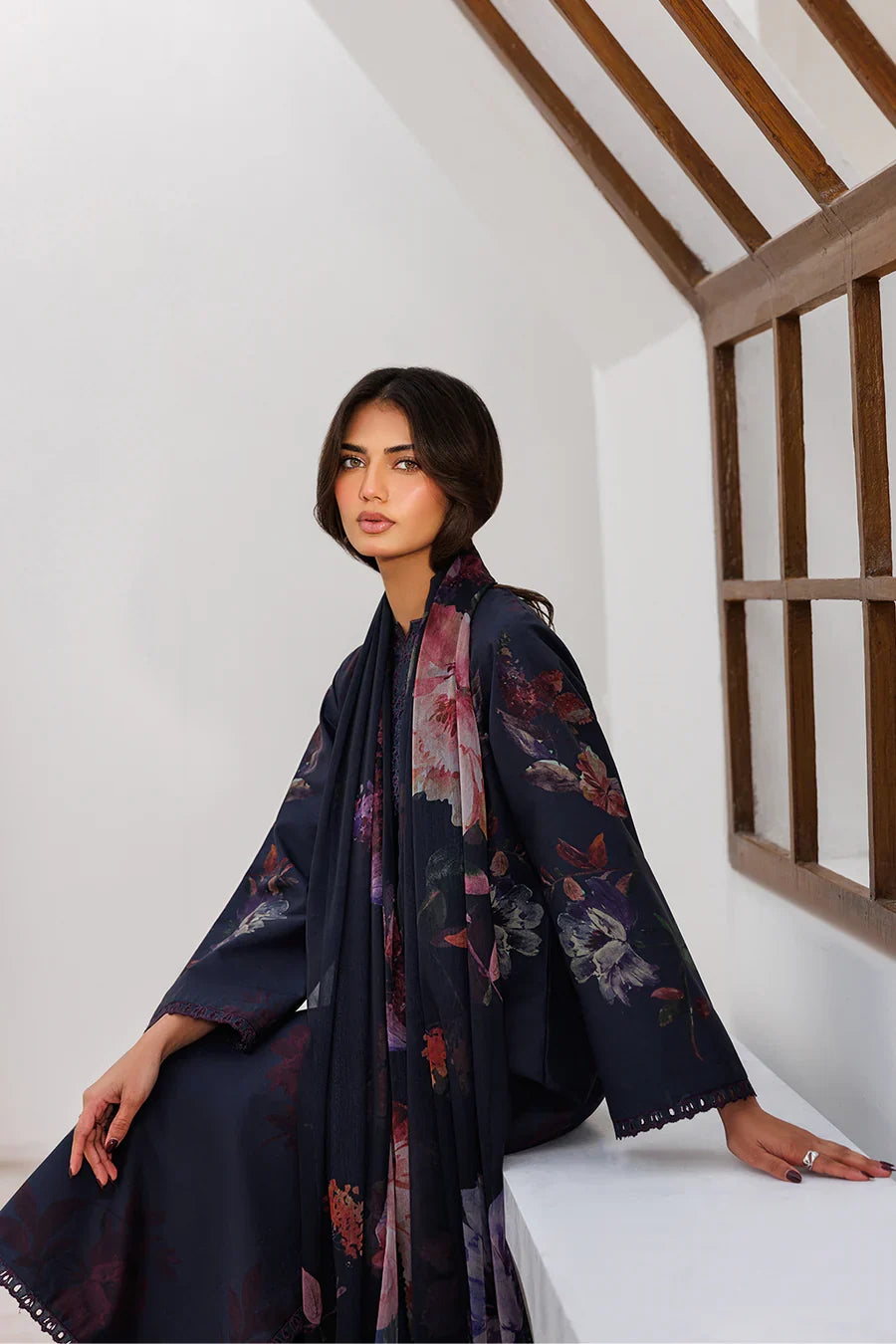 Iznik | Printed lawn vol II | UE-645 Printed Lawn