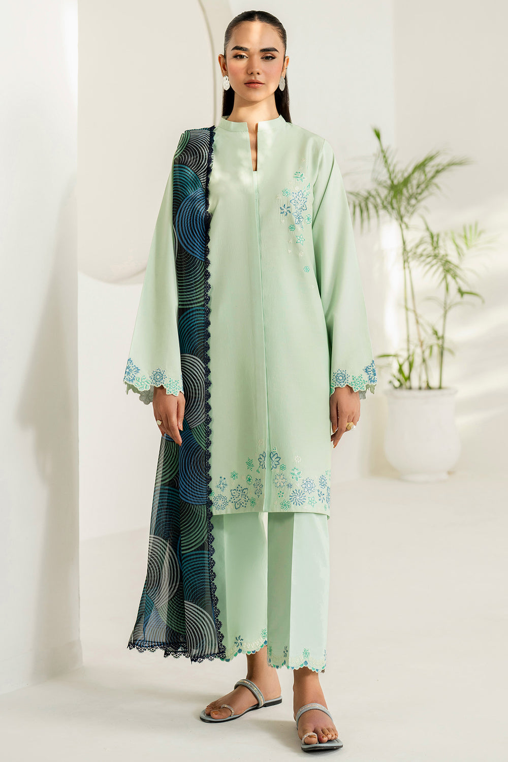 Farasha | Thread Lines Embroidered | Green Meadow