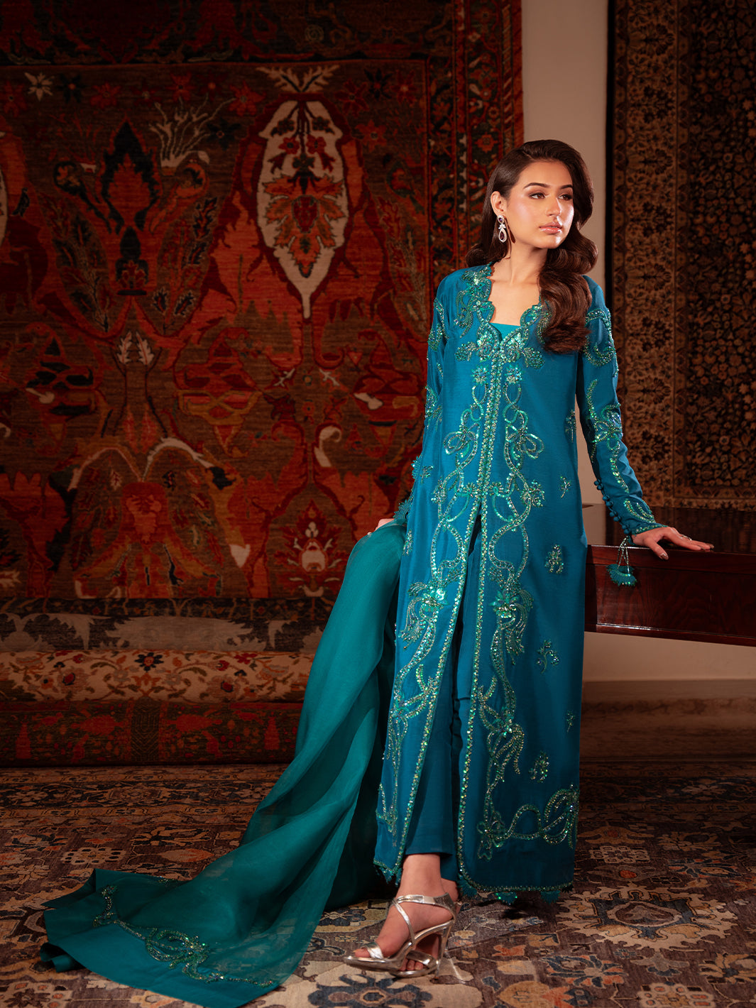 Amroz Atelier | Mikami Formals | EVARA