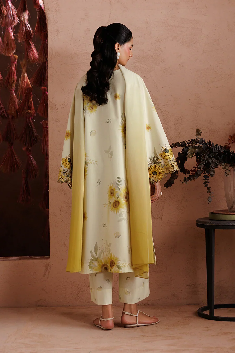 Iznik | Sunscape Lawn '26 | UE-711 Embroidered Lawn