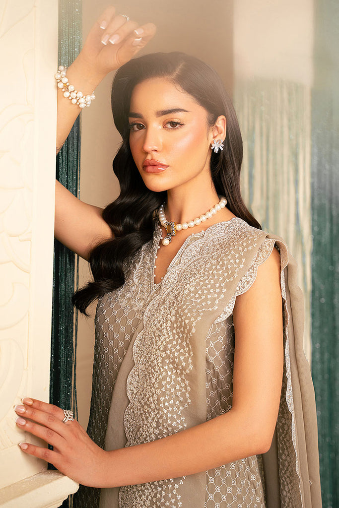 Cross Stitch | Luxe Atelier 25 | FEATHER GREY