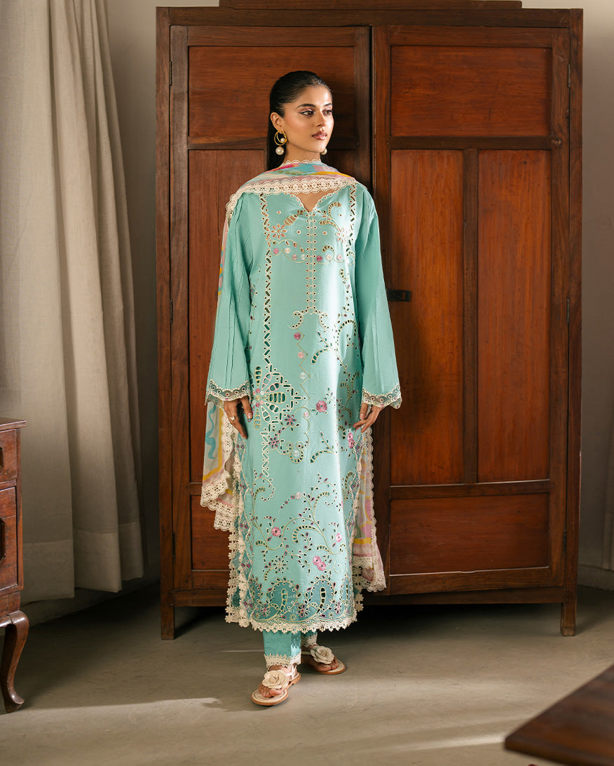 Roheenaz | Aashiyana Lawn | Dania
