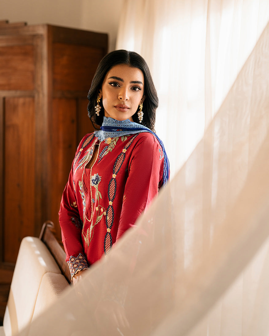 Roheenaz | Aashiyana Lawn | Ushna