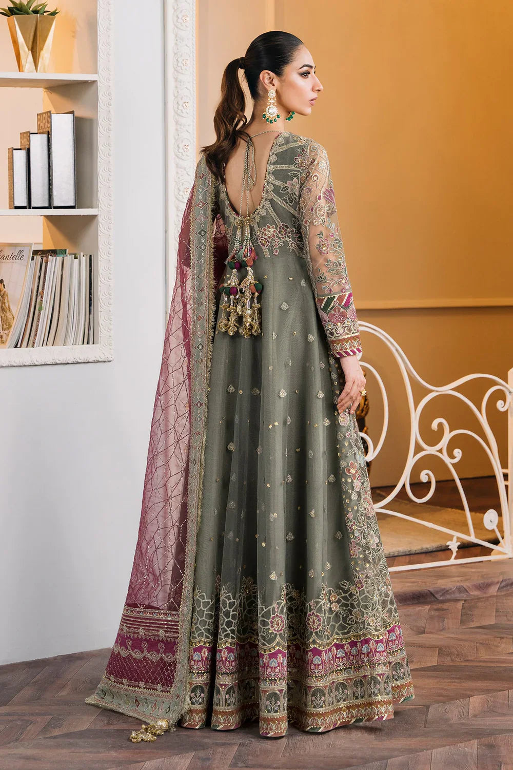 Baroque | Chantelle Embroidered Collection | CH12-02