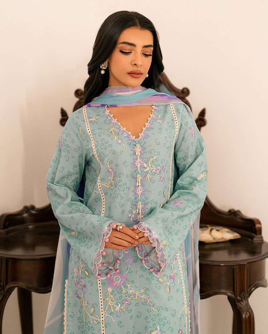 Roheenaz | Aashiyana Lawn | Minal