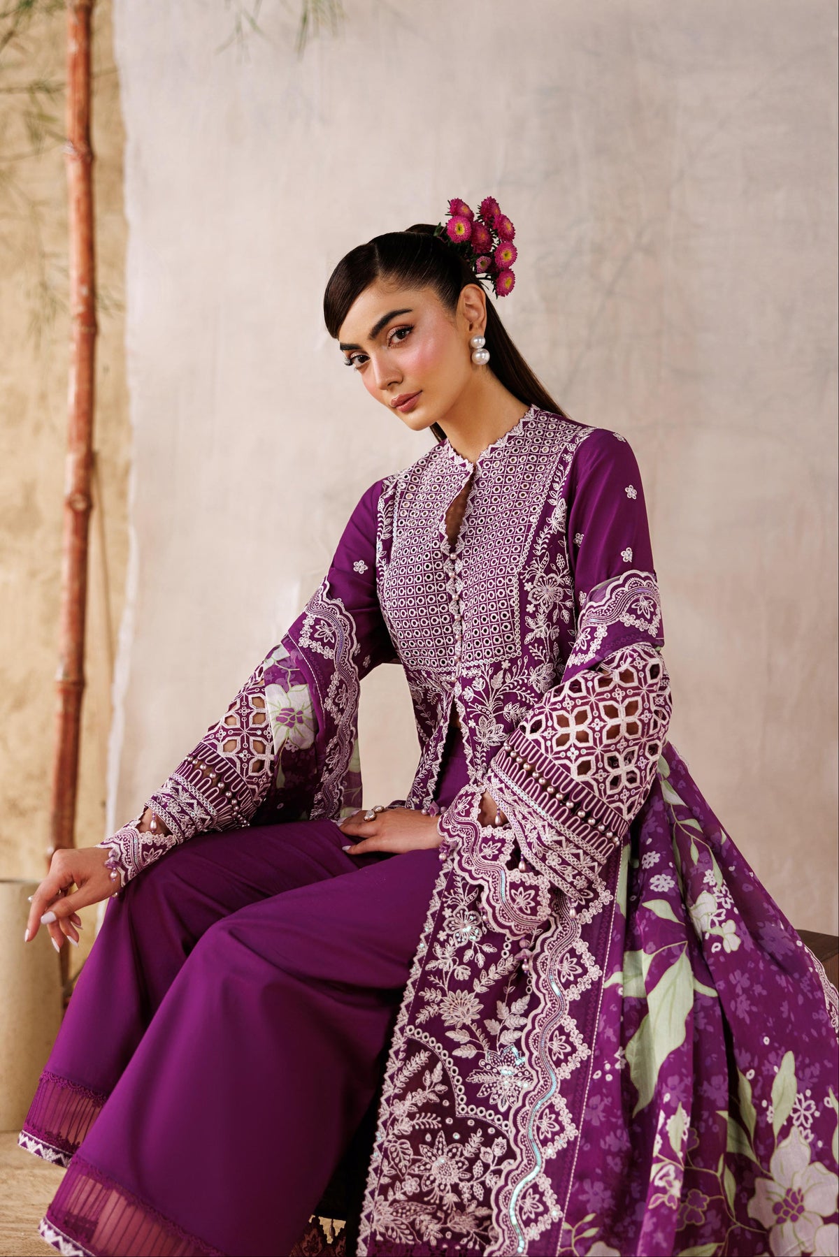 Akbar Aslam | Elea Lawn 26 | Tenebris