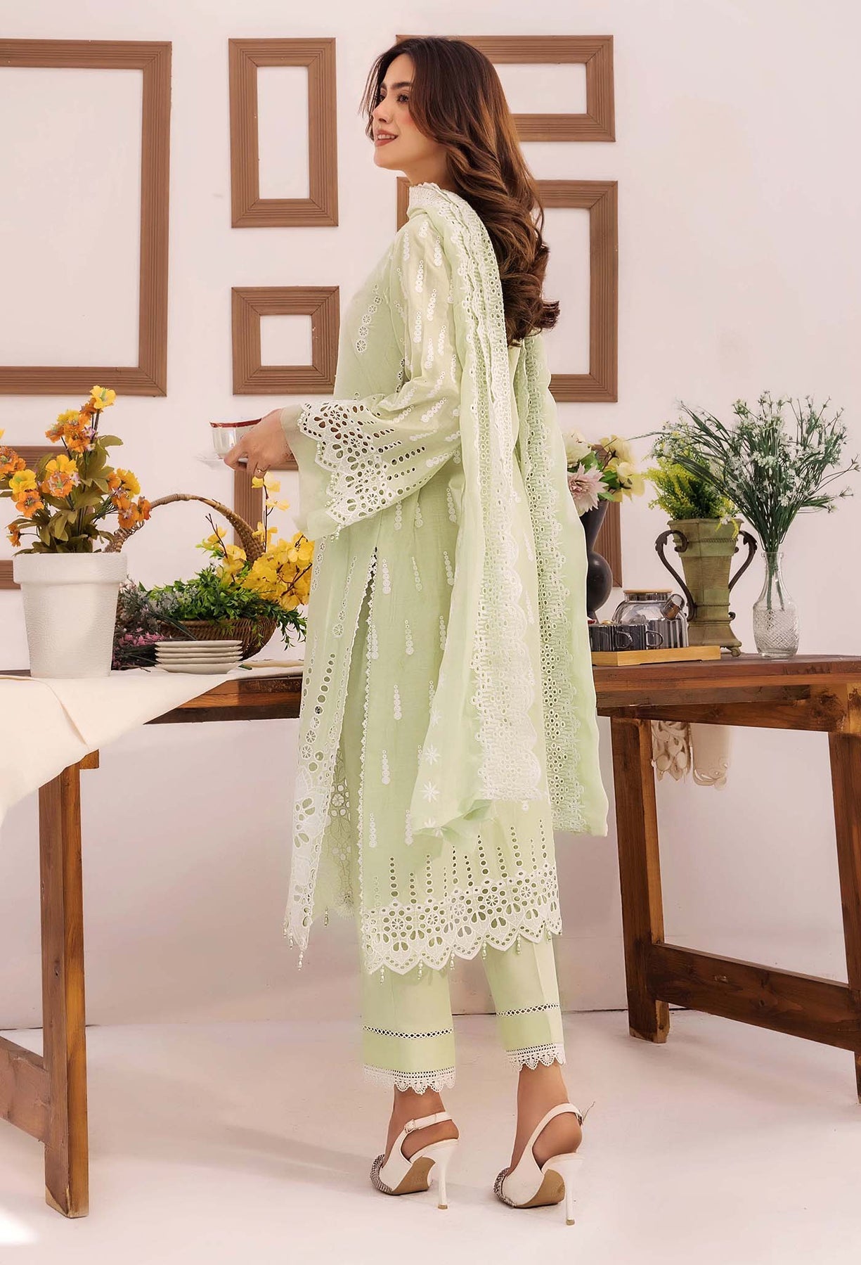 Adans Libas | Stella Chikankari 25 | 1021