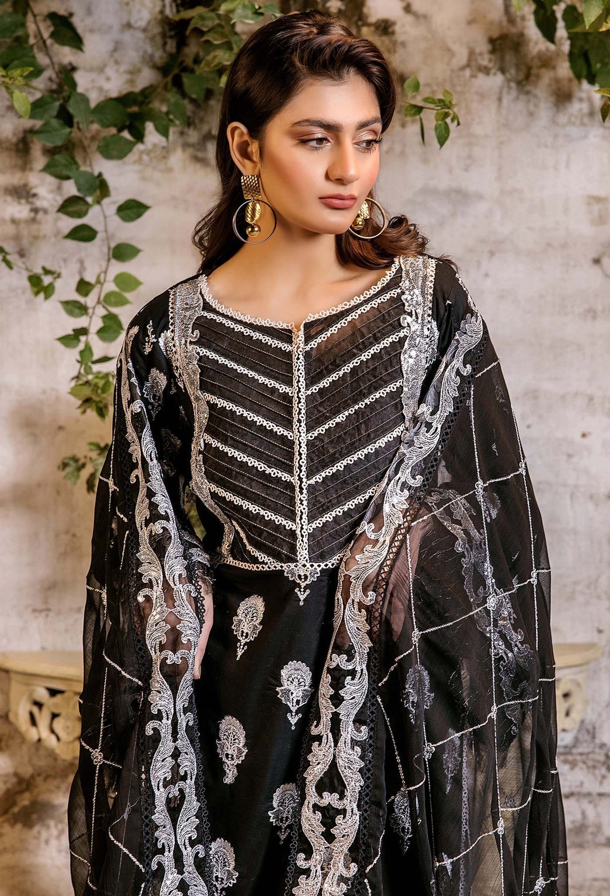 Adans Libas | Inara 25 | CHIKANKARI 4774