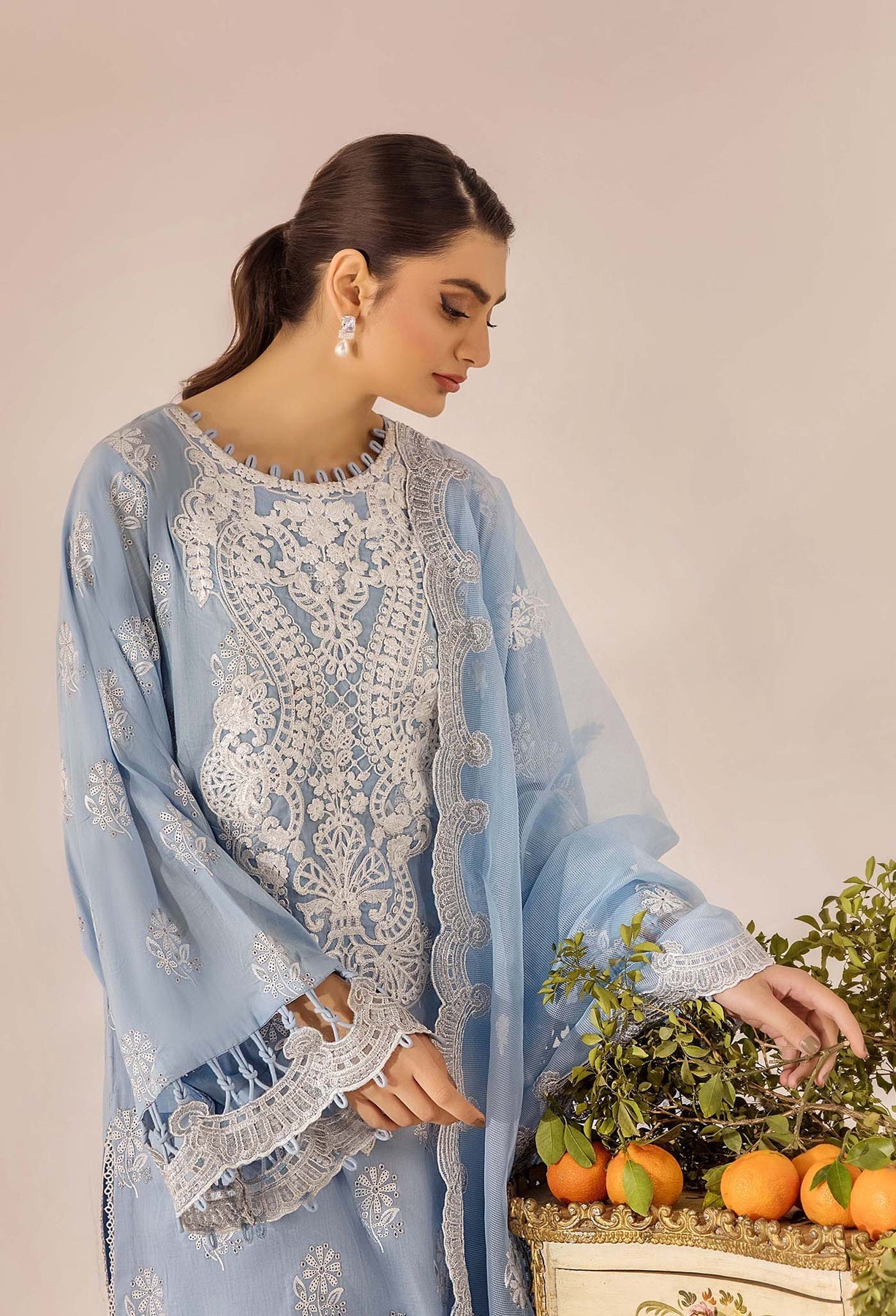 Adans Libas | Inara 25 | CHIKANKARI 4778