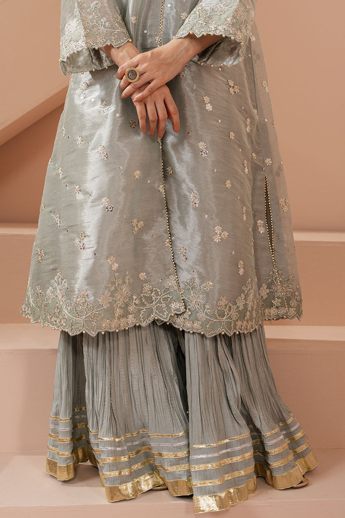Cross Stitch | Luxe Atelier 25 | MINT AURA