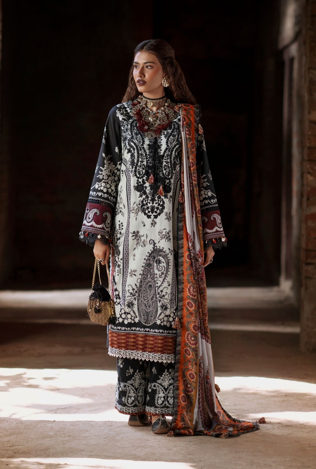 AJR Couture | Sard Sham | Makhmal