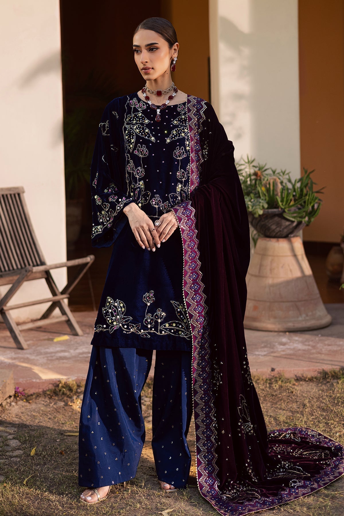Nureh | Maya Velvet | NW-116