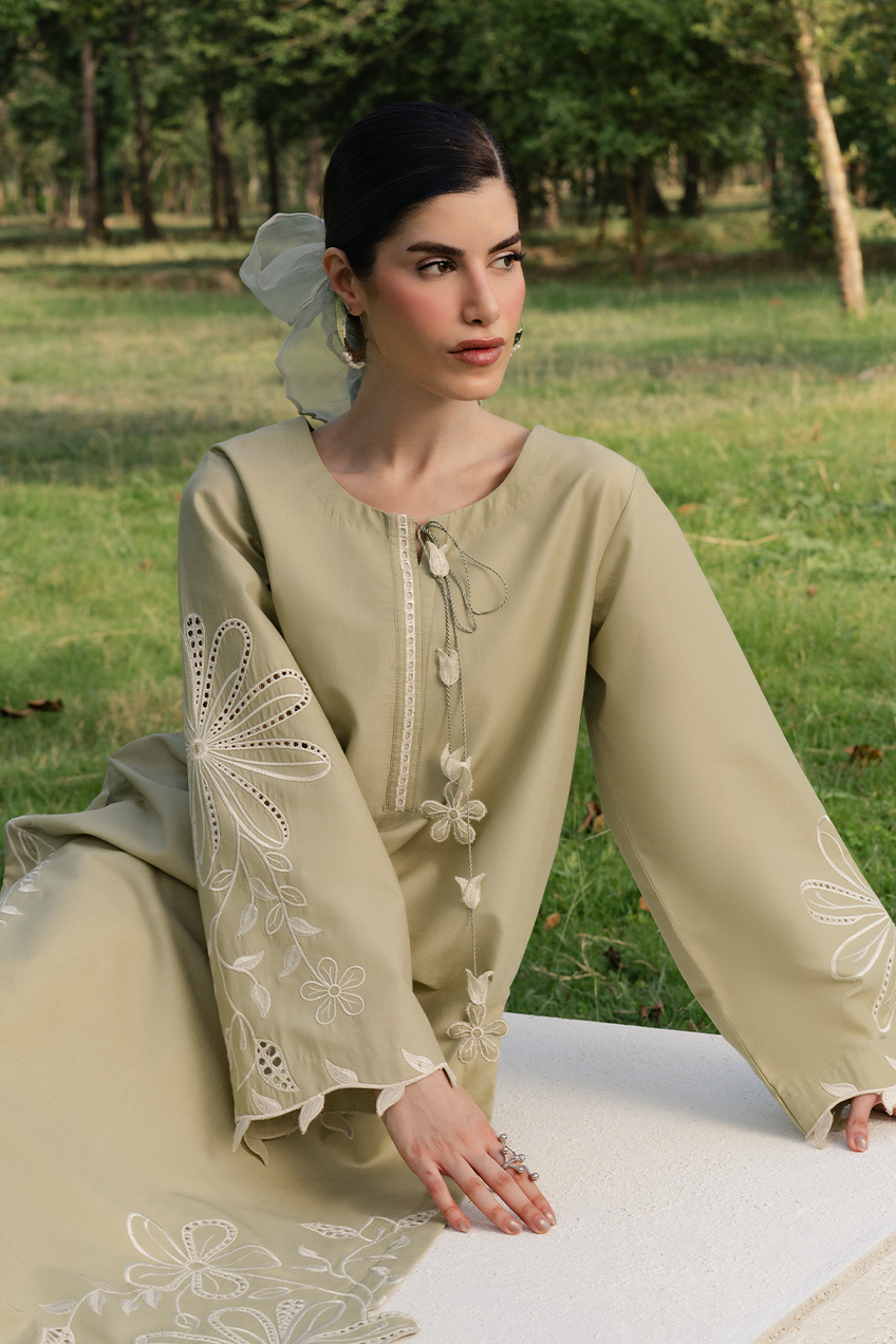 Iznik | Mid Summer Pret | IP-371 DYED LAWN