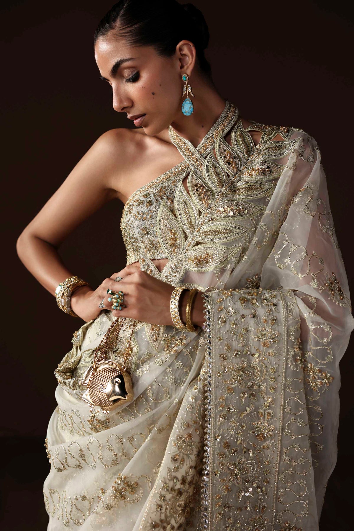 Akbar Aslam | Luxury Formals | Luna