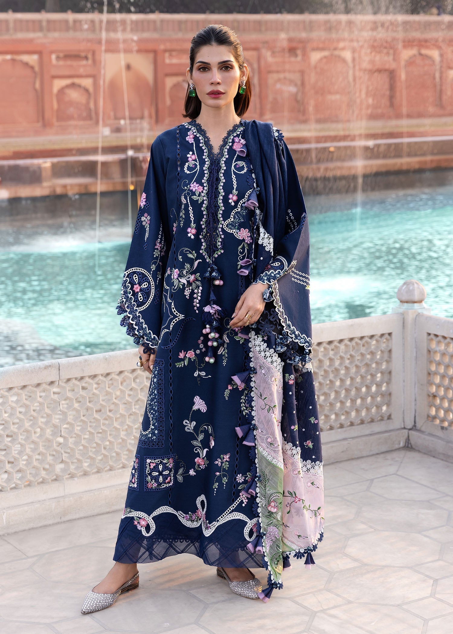 Crimson | flow lawn 26 | MANIFESTED MEADOWS - D7B