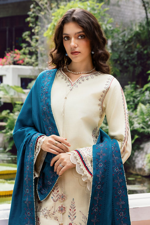 Naqshi | Nuri Khaddar Velvet Marina | Mujeeba
