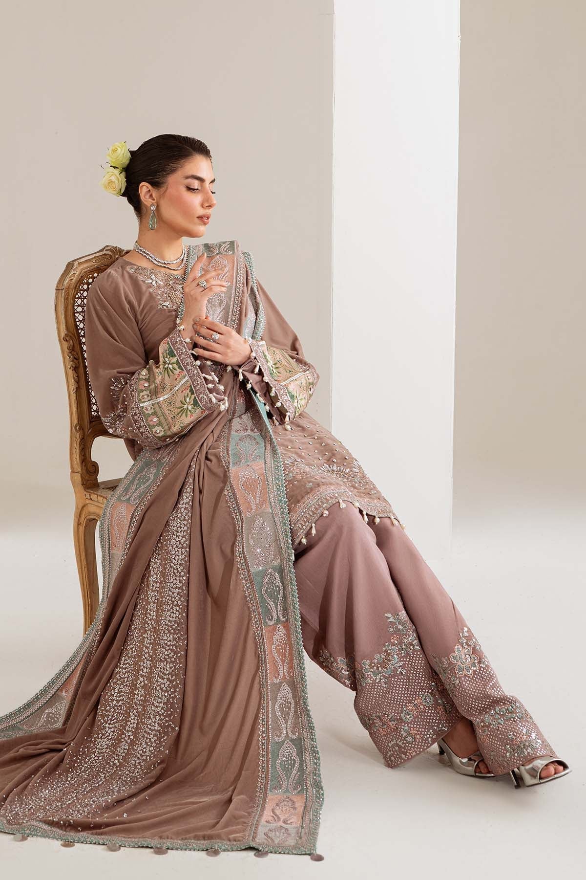 Nureh | Maya Velvet | NW-112