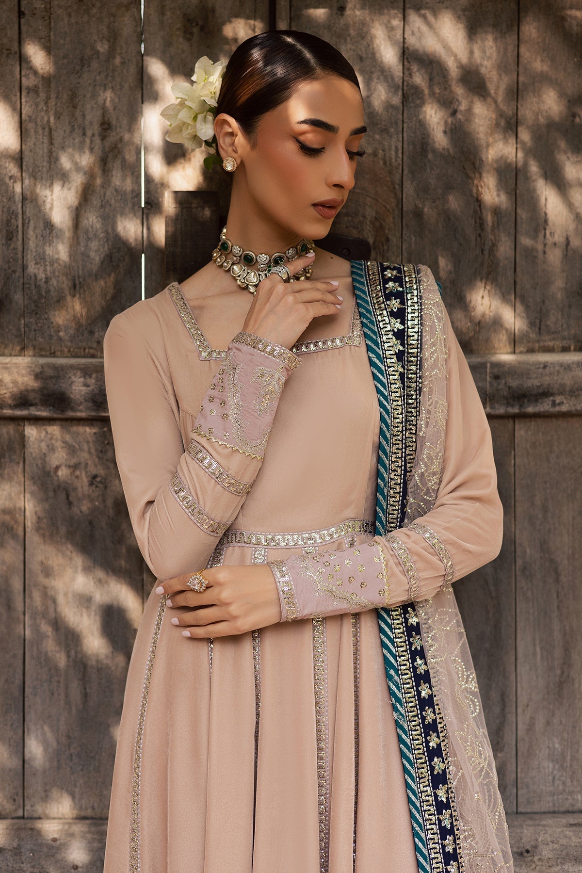 Nureh | Maya Velvet | NW-117