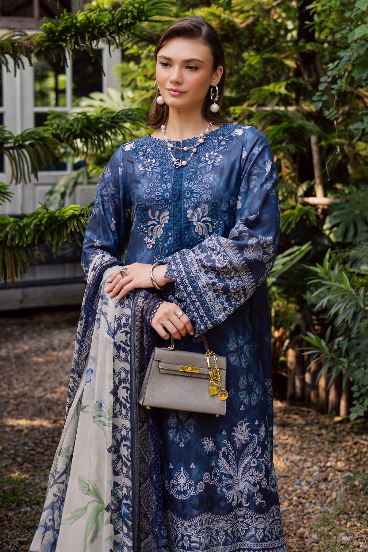 Nureh | Gardenia Lawn 26 | NSG-213