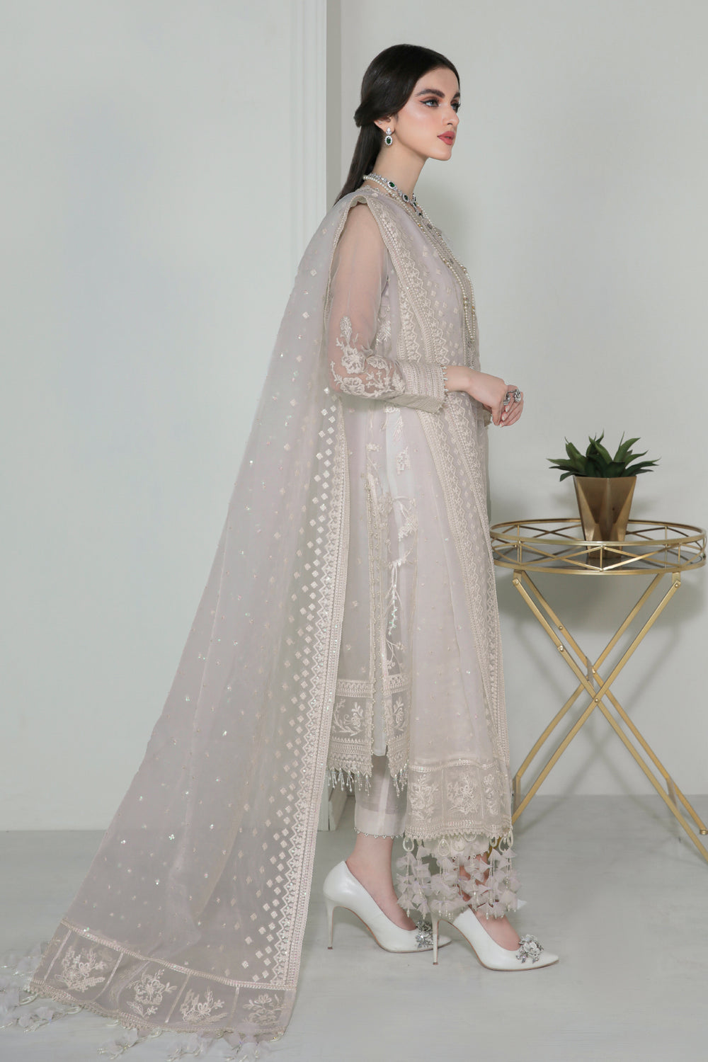Baroque | Formals Collection | EMBROIDERED ORGANZA UF-186