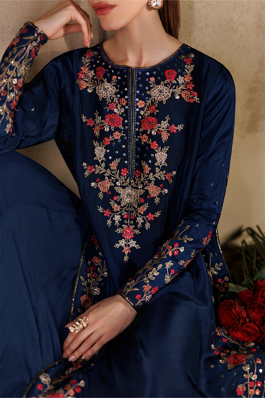 Iznik | Formals ‘26 | UE-728 Embroidered Pure Ramen Silk