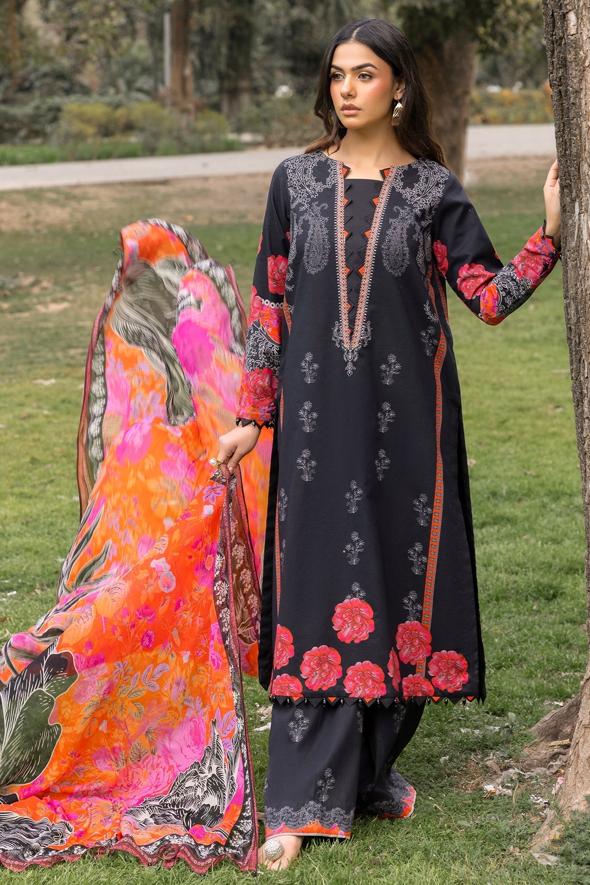Charizma | C prints Lawn | CP5-18