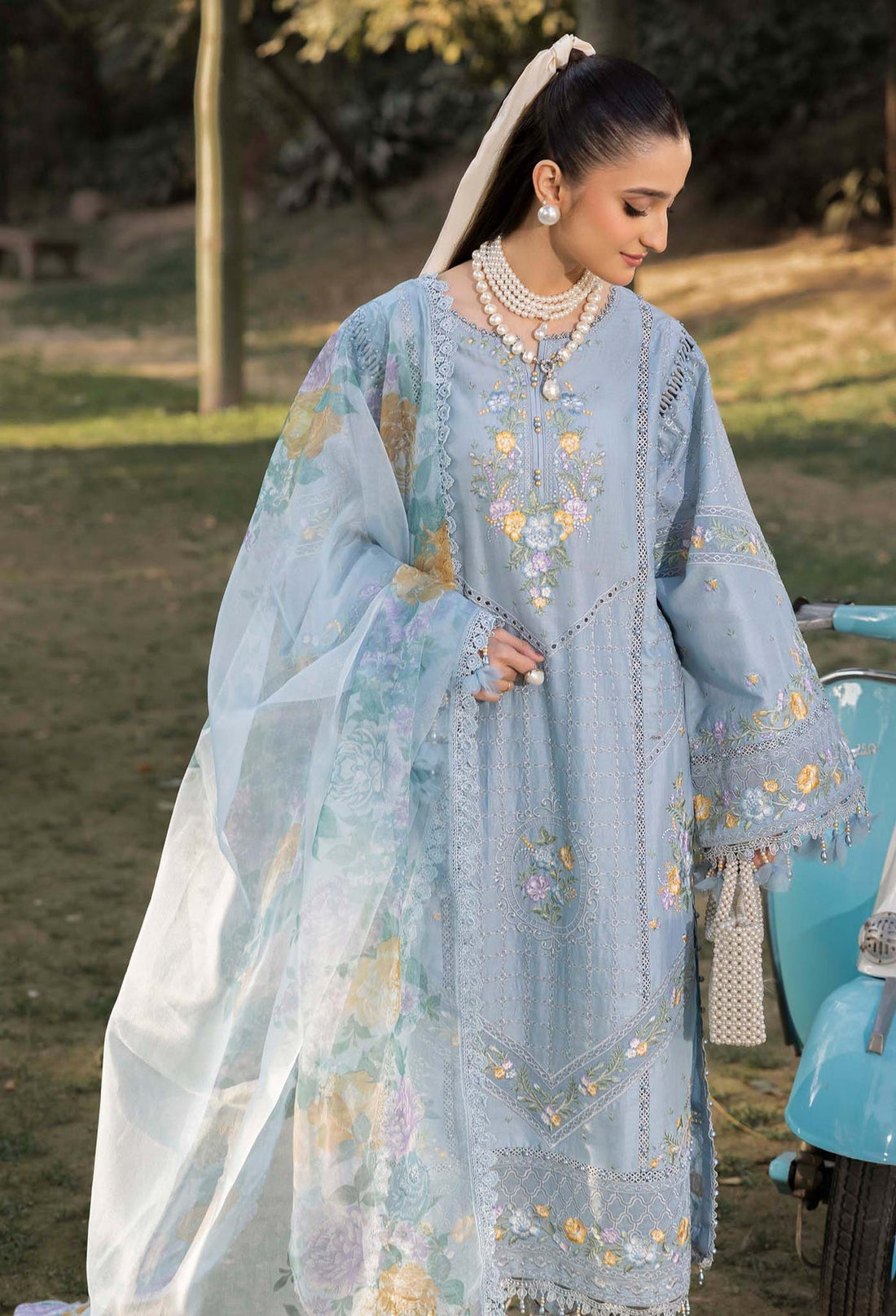 Adans Libas | Gul Rukh Lawn 25 | RUKH 2833