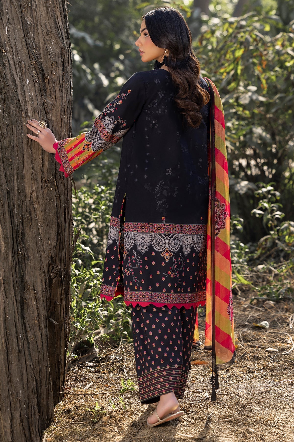Charizma | C prints Lawn | CP5-11