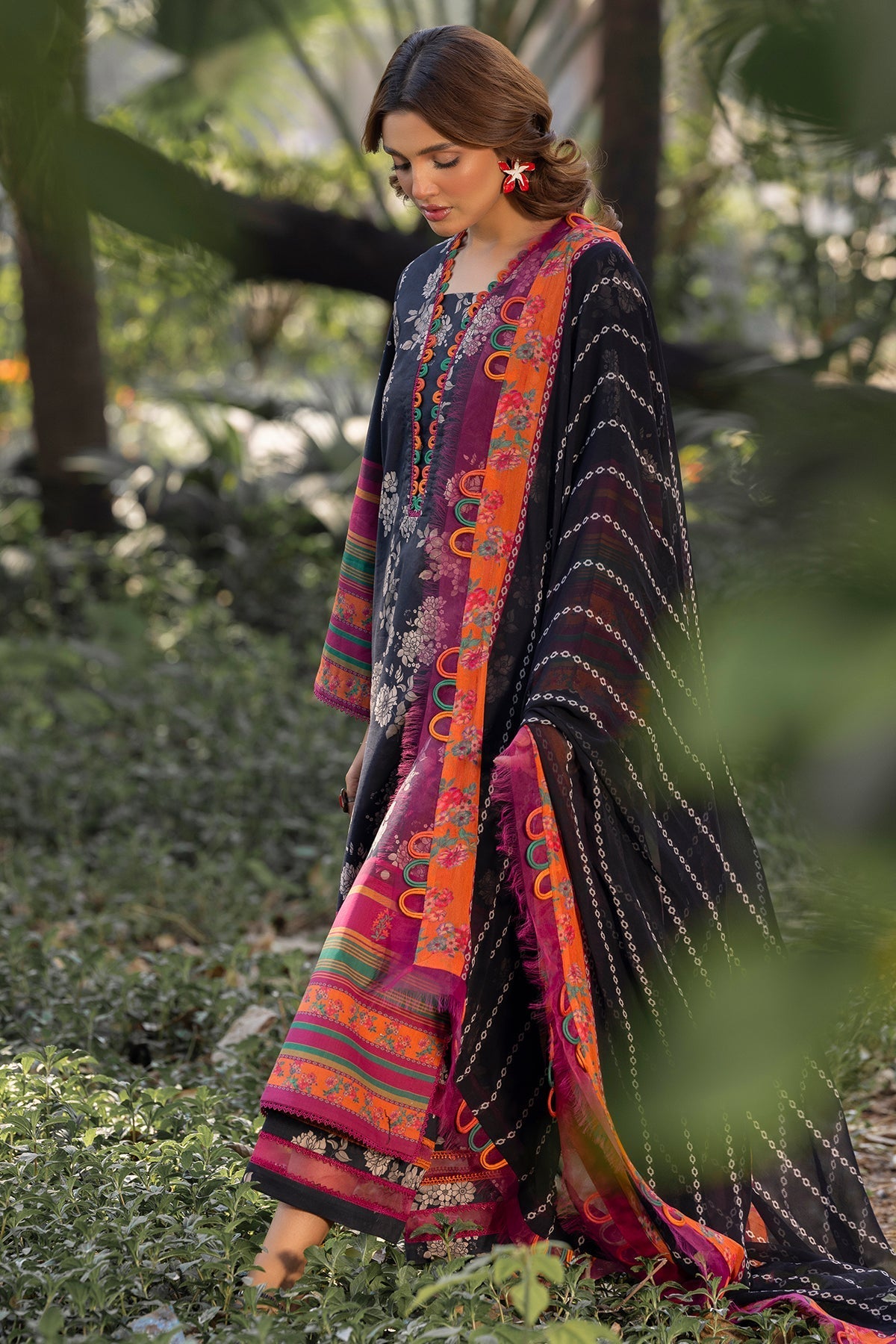 Charizma | C prints Lawn | CP5-14