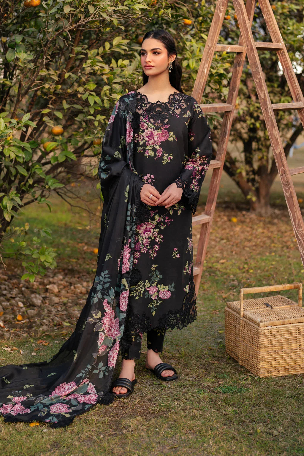 Iznik | UE-394 Printed Lawn
